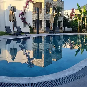 sun-garden-apart-hotel.aegeanhotels.net/