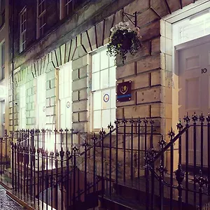 Hill Place Edinburg