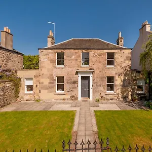 Holiday home The Lochside House