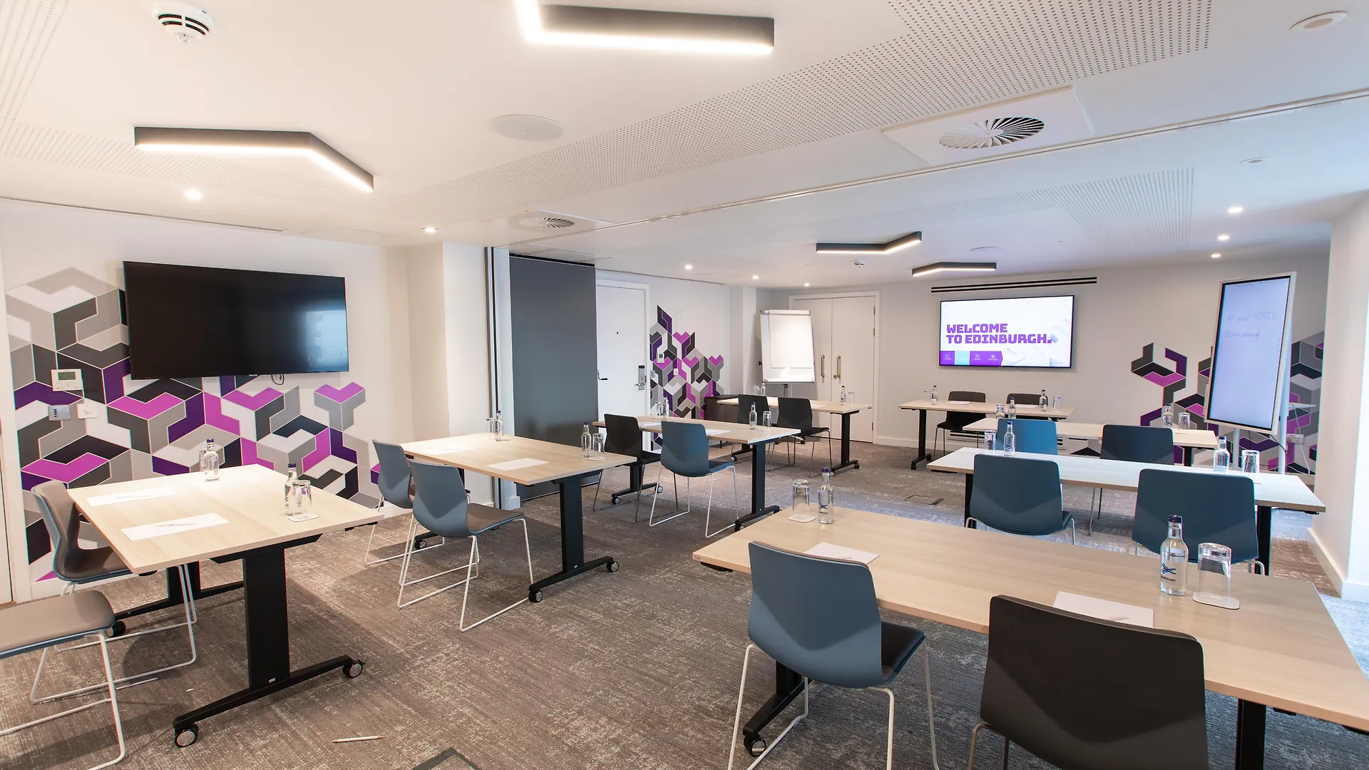 Yotel Edynburg 4*,  Wielka Brytania